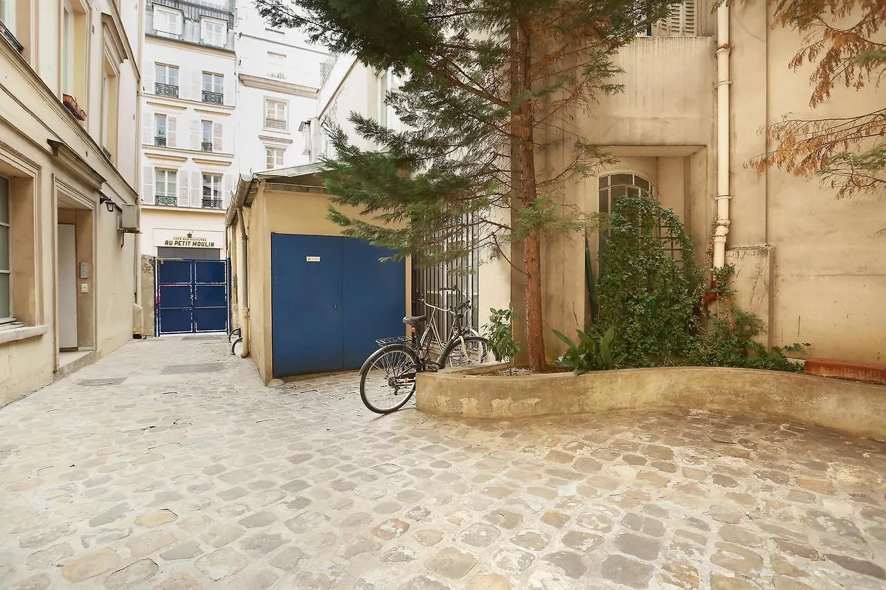 Appartement Moulin Rouge - Rue Lepic Parijs