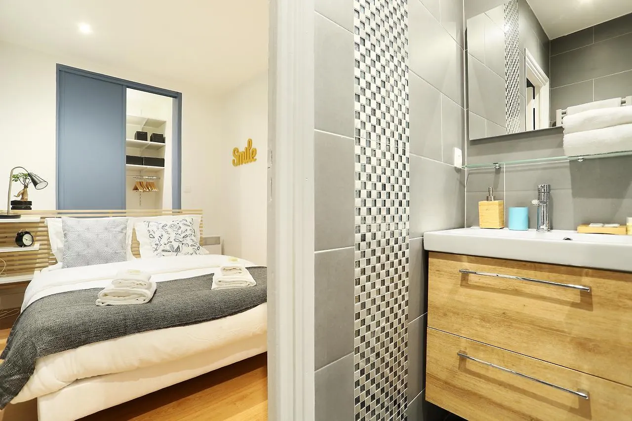 Moulin Rouge - Rue Lepic Appartement Parijs