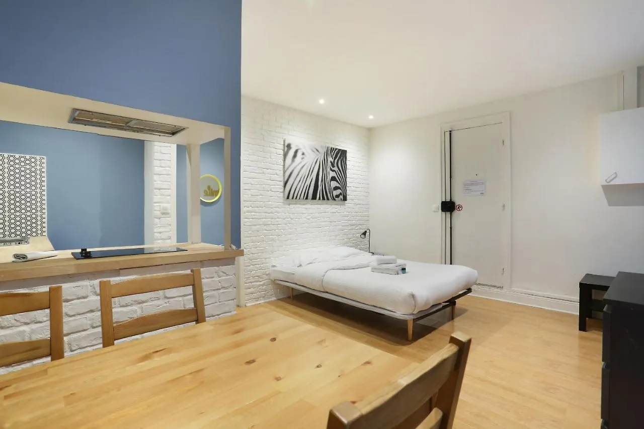 Moulin Rouge - Rue Lepic Apartment