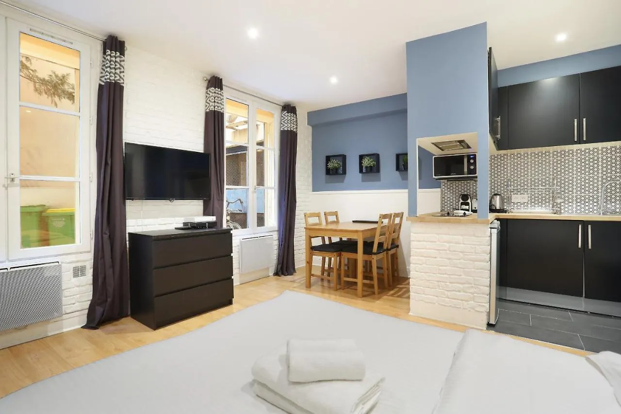 Appartement Moulin Rouge - Rue Lepic Parijs