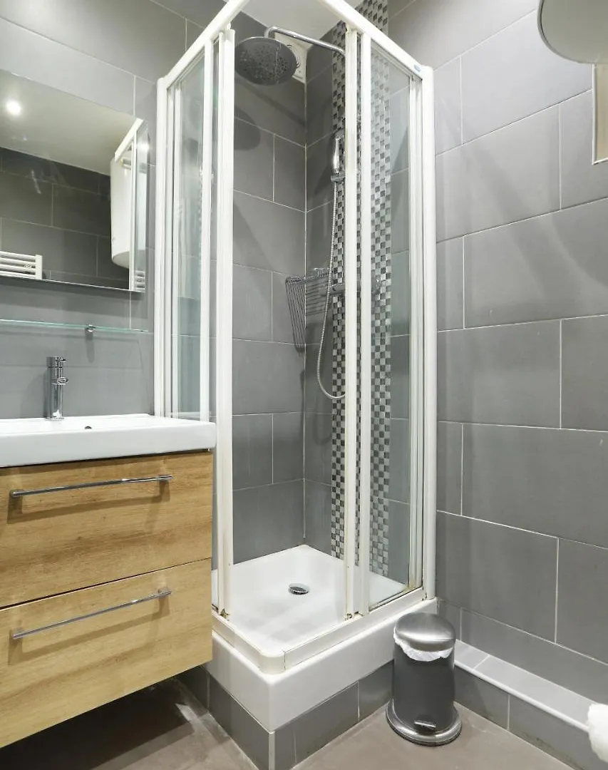 Moulin Rouge - Rue Lepic Apartment
